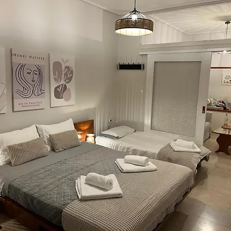 Breeze Apartman Lutráki